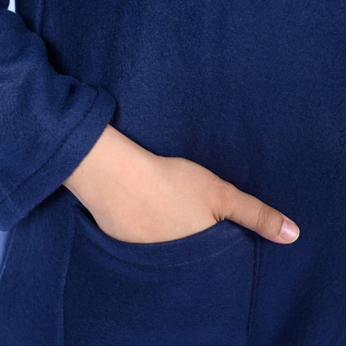 زي عاملة شتوي بطانية