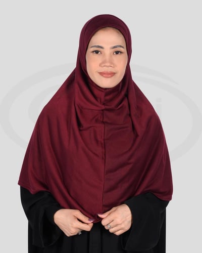 حجاب عاملة المنزل بالوان متعددة