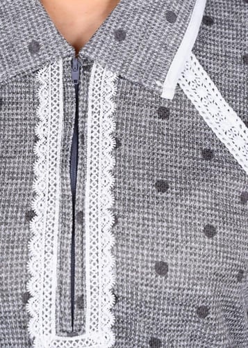 زي عاملات منزلية شتوي بلمسة الدانتيل