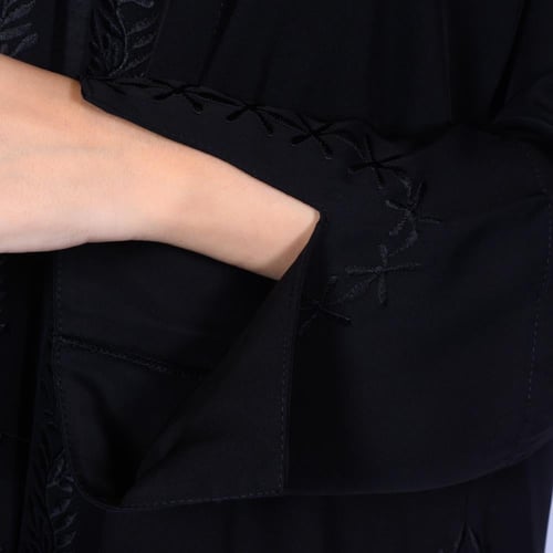 عباية كتان سوداء لف أنيقه كلوش وبتطريز أسود