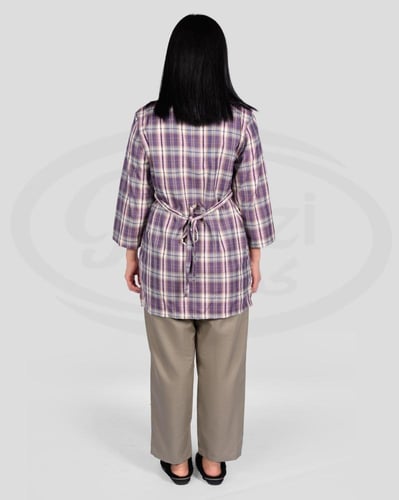 يونيفورم عاملات كاروهات