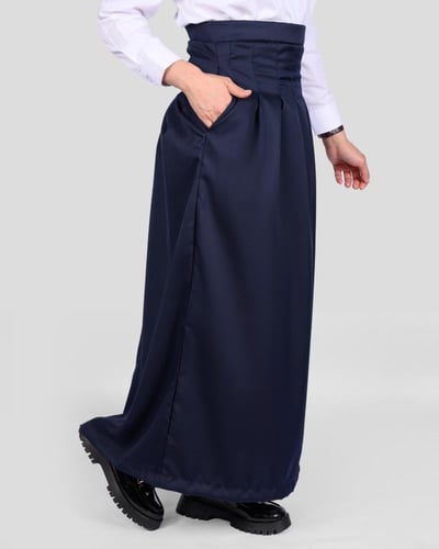 تنورة مدرسية للمرحله الثانويه بكسرات أنيقة