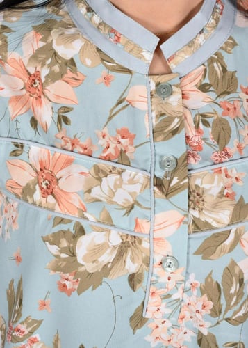 طقم عملي بلمسة أنثوية