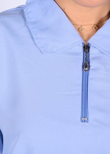 زي عاملات منزلية ساده مع مريلة