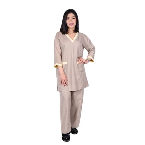 طقم عاملة منزلية ملون انيق