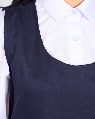 مريول مدرسي ثانوي كحلي للبنات مع قميص أبيض بقصة دا...