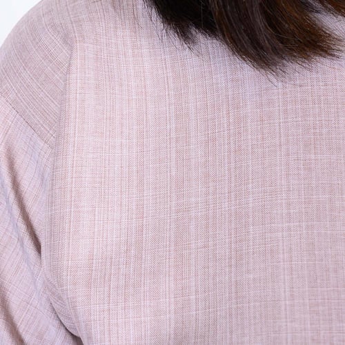 طقم عاملة منزلية ملون بسحاب