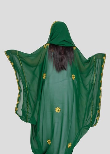 ثوب نشل سعودي تراثي بتطريز قصب ذهبي فاخر