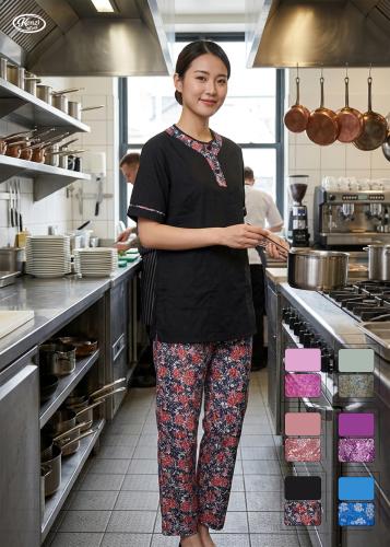 طقم يونيفروم مكون من قميص بأطراف مشجرة وبنطلون مشج...