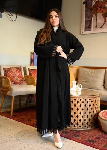 عباية صيفية أنترنت بتصميم ورق شجر بني في الاطراف م...