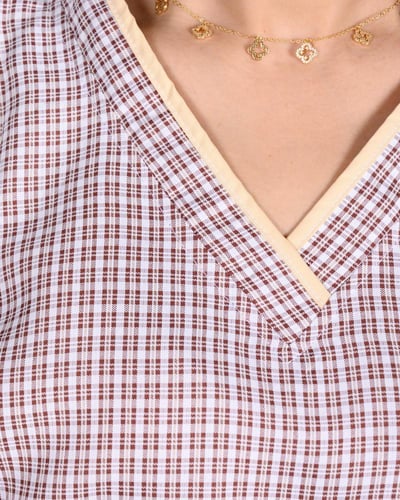 يونيفورم كاروهات مريح وأنيق