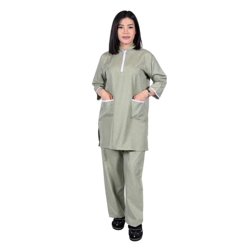 طقم عاملة منزلية ملون بسحاب