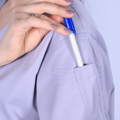 طقم سكراب طبي كنزي للجنسين لون رصاصي فاتح