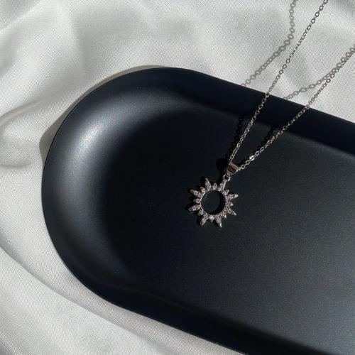 قلادة sunflower