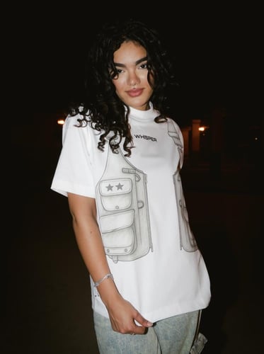 WHITE T-SHIRT OVER SIZE