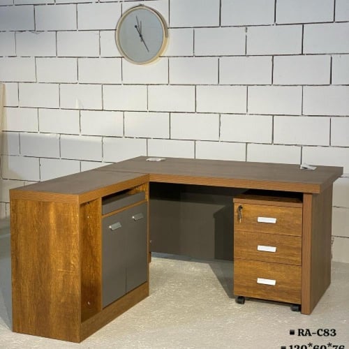 وحدة مدير زاوية - تصميم عملي وأنيق لمساحة عملك