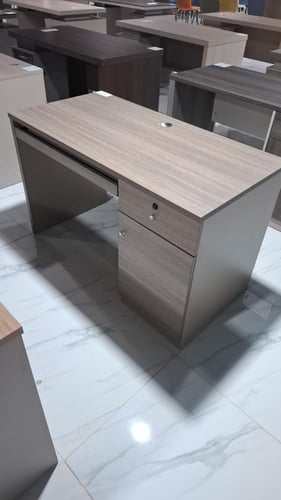 مكتب خشبي 4 الوان 120*60*75سم