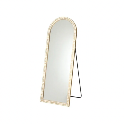 A curved longitudinal mirror