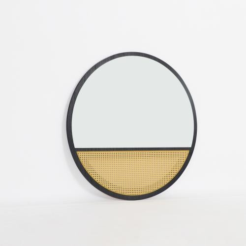 مرايا مع الراتان