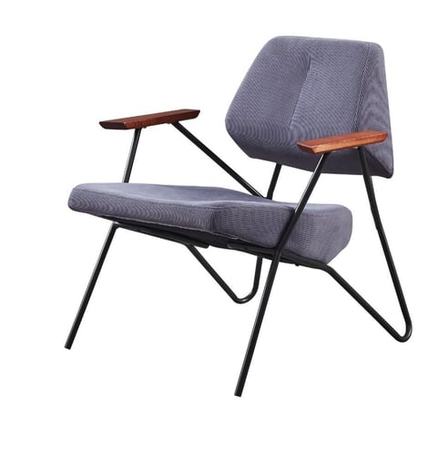 كرسي مفرد بتصميم ايطالي