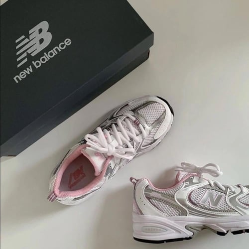 New balance 530 white pink