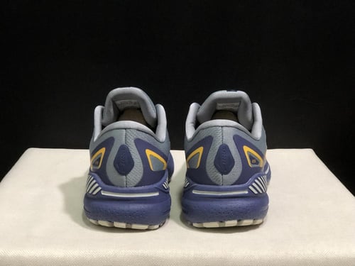 Brooks Adrenaline GTS 23 Shock-absorbing Wear-resi...