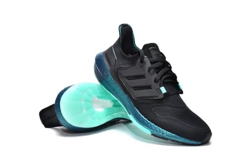 adidas Ultra Boost 2022 Core Black