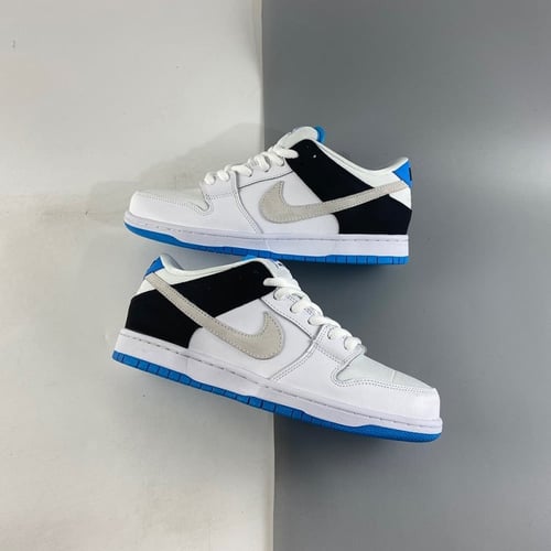 Nike sb dunk low “laser blue”