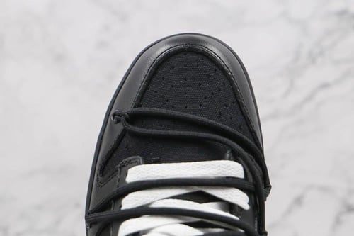 Off-White x Nike Dunk Low The 50 Black Silver