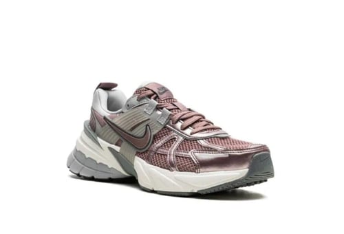 Nike V2K Smokey Mauve / Brown