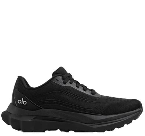 alo yoga runner Black حذاء رياضي اسود