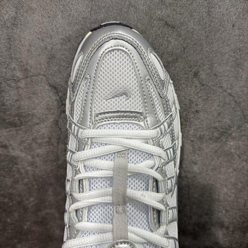 Nike P-6000