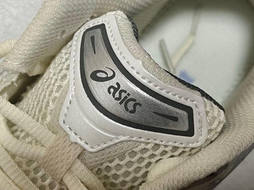ASICS Gel-Kayano 14 Cream/Silver