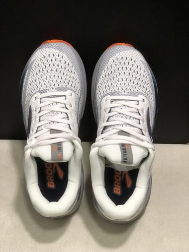 Brooks Adrenaline GT 24