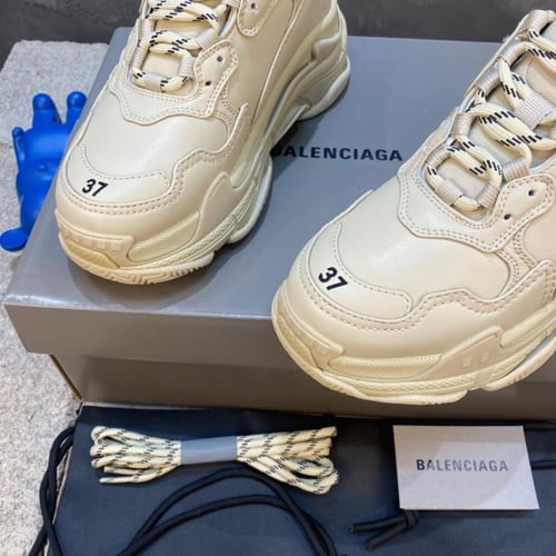 Balenciaga Triple S