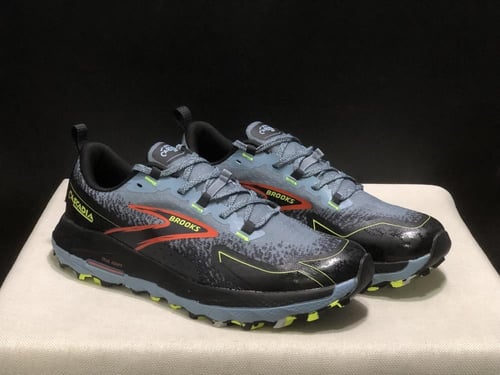 Brooks Cascadia 18 Cross-country Running Shoes
