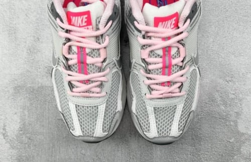 Zoom vomero 5 White Pink