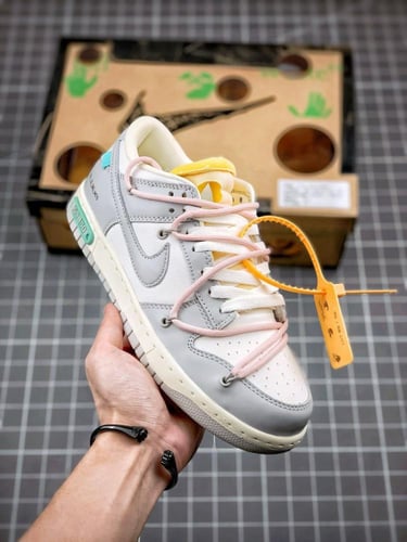 Off white X Nike dunk lot 9 Baby Pink