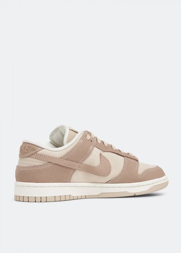 "Nike Women's Dunk Low SE "Sanddrift
