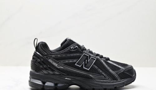 New Balance 1906R black