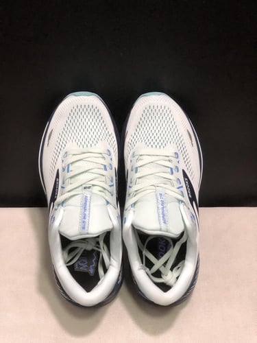 Brooks Adrenaline GTS 23 Shock-absorbing Wear-resi...