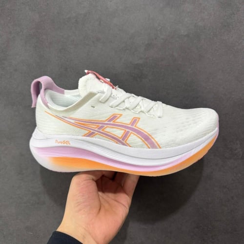 Asics Gel-Nimbus 27