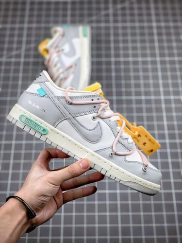 Off white X Nike dunk lot 9 Baby Pink