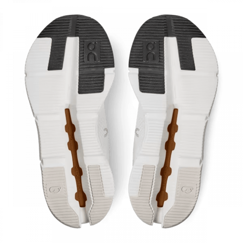 On running cloudnova White/Pearl