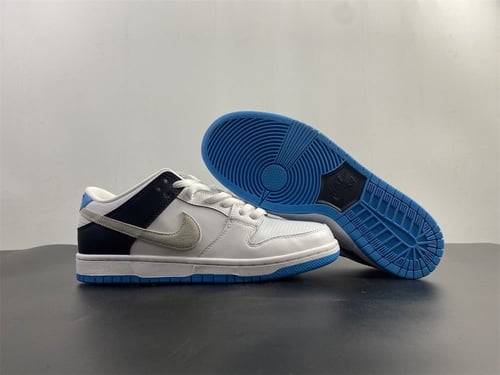 Nike sb dunk low “laser blue”