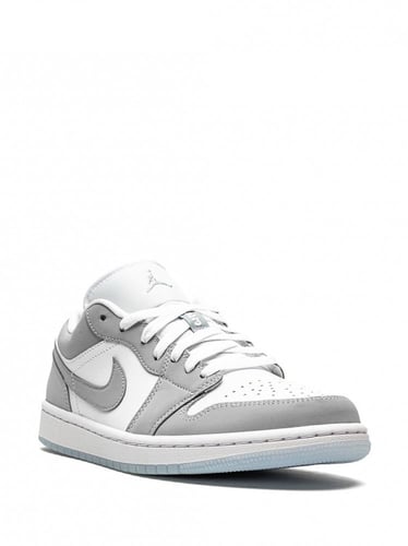 Air Jordan 1 Low wolf grey