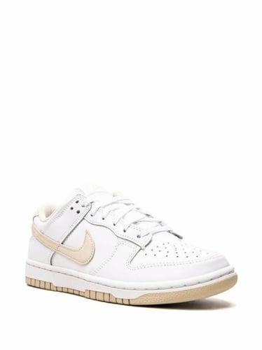 Nike dunk low pearl white