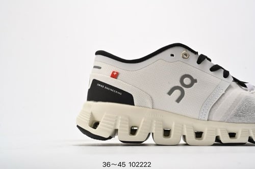 On running cloud X3 White