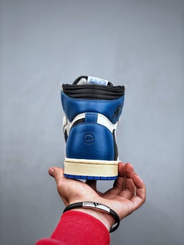 AIR JORDAN 1 HIGH X TRAVIS SCOTT X FRAGMENT DESIGN