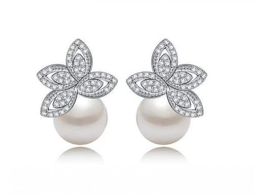 طقم فضة تصميم لؤلؤ مع وردة